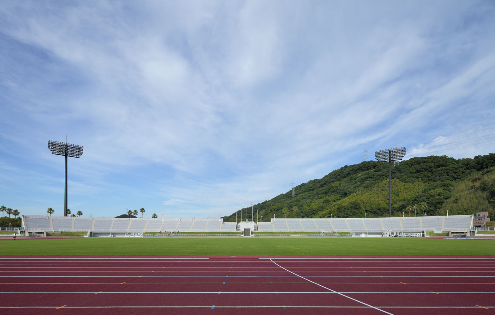 紀三井寺競技場